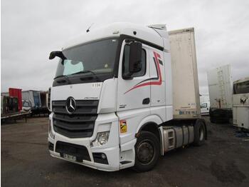 Nyergesvontató MERCEDES-BENZ Actros 1845