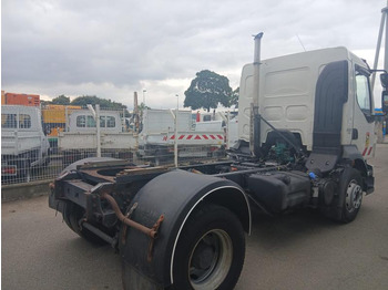 Alvaz teherautó Volvo FL 260: 5 kép.