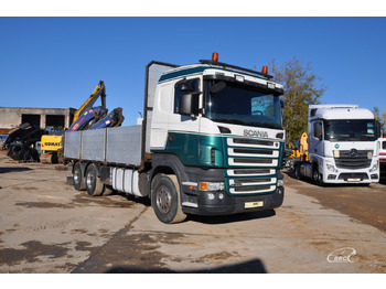 Platós teherautó Scania R 480: 2 kép.