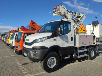 Emelőkosaras teherautó IVECO Daily