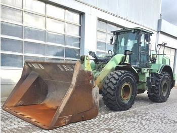 Gumikerekes homlokrakodó CAT 950 M: 2 kép.