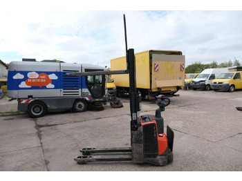 Kézi raklapemelő BT