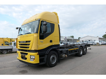 Cserefelépítményes teherautó IVECO Stralis