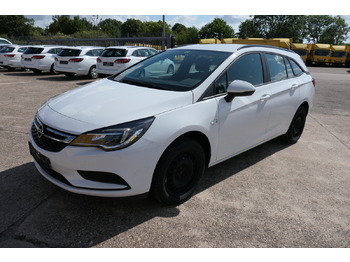Autó OPEL