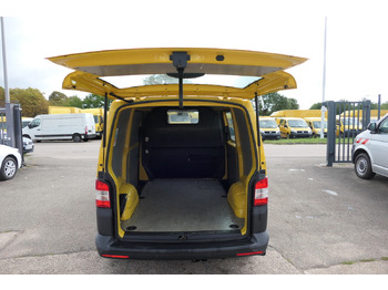 Kis furgon VW T5 Transporter 2.0 TDI EURO-5 CoC 2xSCHIEBETÜR P: 5 kép. Kis furgon VW T5 Transporter 2.0 TDI EURO-5 CoC 2xSCHIEBETÜR P: 5 kép.