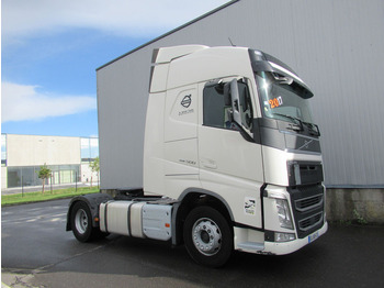 Nyergesvontató Volvo FH 500: 3 kép.