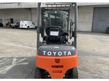 Elektromos targonca TOYOTA Toyota 8 FBM 16T: 3 kép.