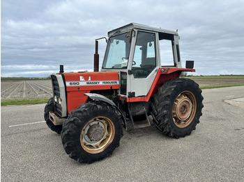 Traktor MASSEY FERGUSON 690