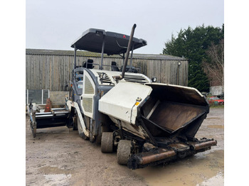 Útburkológép Ammann AFW 700-3: 3 kép. Útburkológép Ammann AFW 700-3: 3 kép.