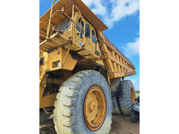Dömper CATERPILLAR 777
