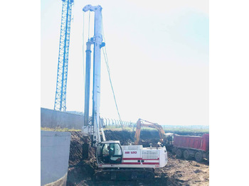 Cölöpverő MAIT HR120: 4 kép. Cölöpverő MAIT HR120: 4 kép.