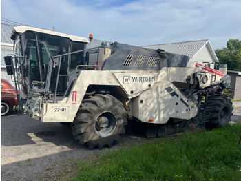 Talajstabilizáló WIRTGEN