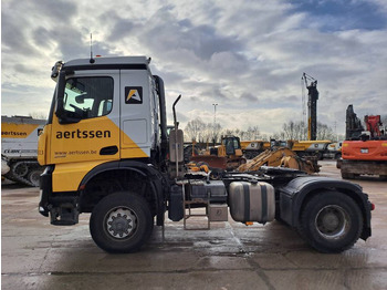 Nyergesvontató MERCEDES-BENZ Arocs