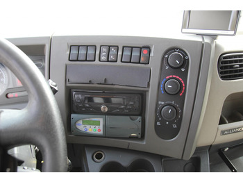 Hűtős teherautó Renault Midlum 220 E5 CS 850 Strom LBW Seiten Tür FRC: 5 kép.