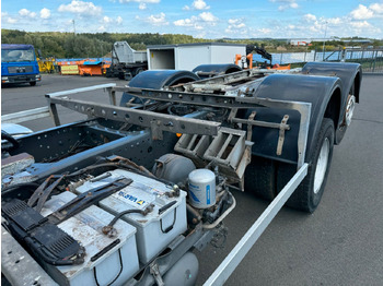 Alvaz teherautó Mercedes-Benz Actros 2532 6x2 Fahrgestell Liftachse Lenkachse Mercedes-Benz Actros 2532 6x2 Fahrgestell Liftachse Lenkachse: 5 kép.