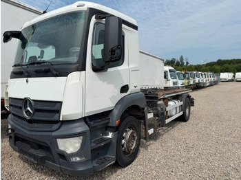 Horgos rakodó teherautó MERCEDES-BENZ Antos 1824
