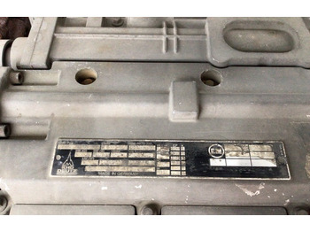 Konténer/ Rakodólap rakodógép FMC loader Commander 15 Universal Main Deck: 5 kép.