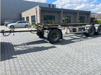 Pótkocsi cserefelépítményes