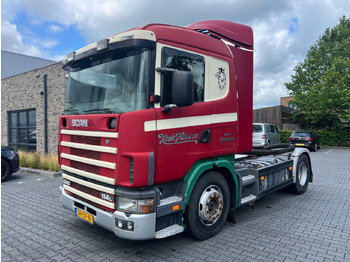 Nyergesvontató SCANIA R114