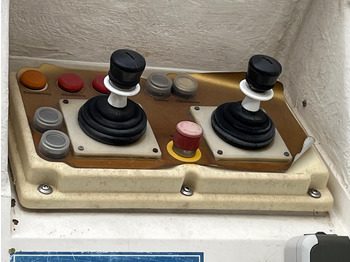 Emelőkosaras teherautó MERCEDES-BENZ Vario 612 D Hubarbeitsbühne Arbeitshöhe 18m: 3 kép.