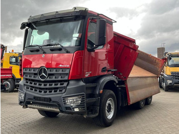 Billenőplatós teherautó MERCEDES-BENZ Arocs 2648