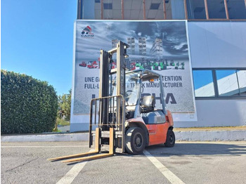 Dízel targonca TOYOTA FDF 25