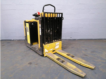 Komissiózó targoncá Yale MO10L: 3 kép.