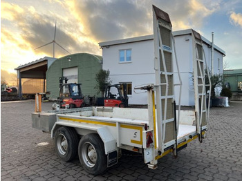 Pótkocsi mélybölcsős Blomenröhr 552/6900 Tieflader, Rampen, 6,9 to. zGG, TÜV neu: 3 kép. Pótkocsi mélybölcsős Blomenröhr 552/6900 Tieflader, Rampen, 6,9 to. zGG, TÜV neu: 3 kép.