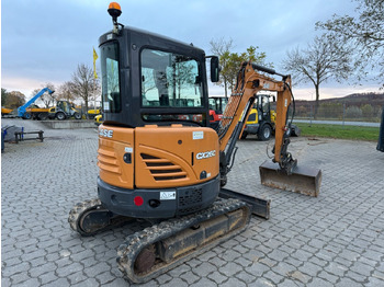 Minikotró Case CX 26 C, Bj 19, 1975 BH, Tilt MS03, GL: 3 kép.