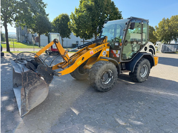 : fejléc fényképe