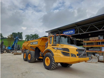 Csuklós dömper VOLVO A25G