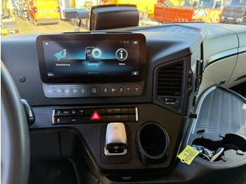 Nyergesvontató Mercedes-Benz ACTROS 1846 4x4 HAD Eur 6 Kipphydraulik Retarder: 3 kép. Nyergesvontató Mercedes-Benz ACTROS 1846 4x4 HAD Eur 6 Kipphydraulik Retarder: 3 kép.