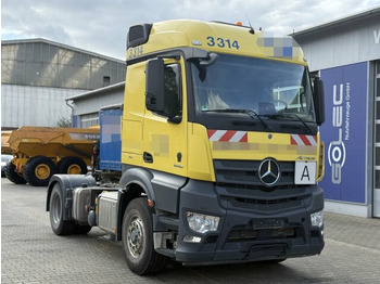 Nyergesvontató MERCEDES-BENZ Actros 1846
