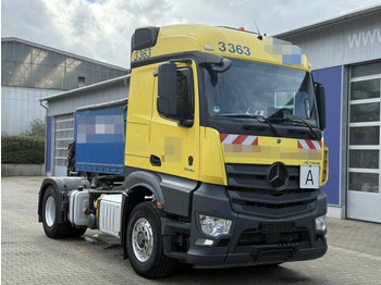 Nyergesvontató MERCEDES-BENZ Actros 1846