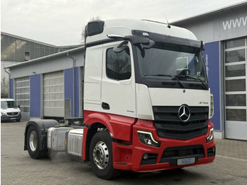 Nyergesvontató MERCEDES-BENZ Actros 1846
