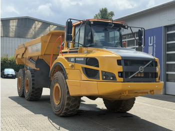 Csuklós dömper VOLVO A25G