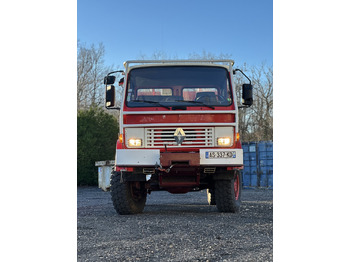 Tűzoltóautó RENAULT Midliner M 210