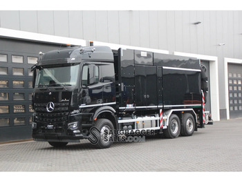Szippantós autó MERCEDES-BENZ Arocs