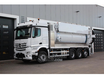 Szippantós autó MERCEDES-BENZ Arocs