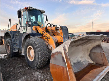 Gumikerekes homlokrakodó LIEBHERR L 544