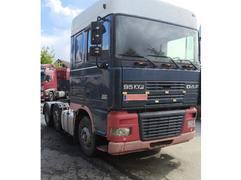 Nyergesvontató DAF 95 430