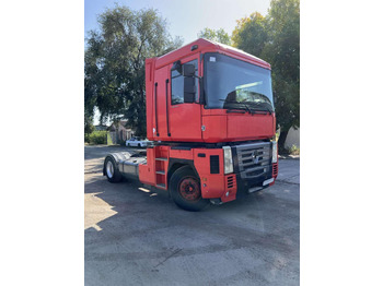 Nyergesvontató RENAULT Magnum 480