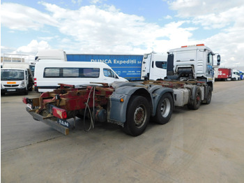 Cserefelépítményes teherautó Man Tga35440: 3 kép. Cserefelépítményes teherautó Man Tga35440: 3 kép.