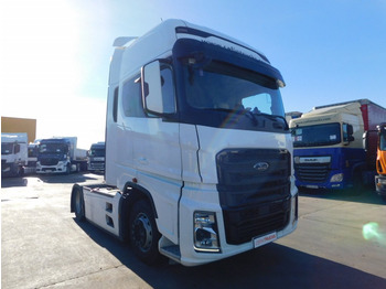 Nyergesvontató Ford F max 4x2 scab e6 12s2620: 2 kép. Nyergesvontató Ford F max 4x2 scab e6 12s2620: 2 kép.