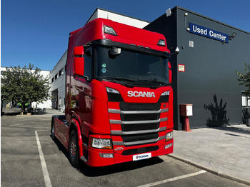 Nyergesvontató SCANIA S 500