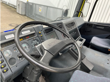 Interior photo 1: Horgos rakodó teherautó DAF 65.210 4x4 65.210 4x4