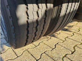 Multiliftes/ Konténerszállító pótkocsi HAR 18.70 HAR 18.70 Abrollanhänger: 2 kép.
