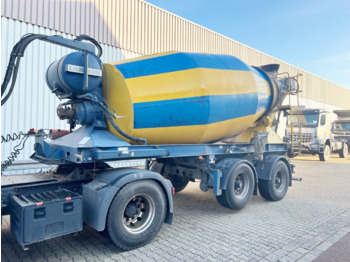 Betonkeverő félpótkocsi LIEBHERR