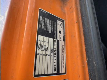 Konténerszállító Mercedes-Benz Atego 1828 4x4 Atego 1828 4x4, Tele-Absetzer, Winterdienstausstattung: 3 kép.