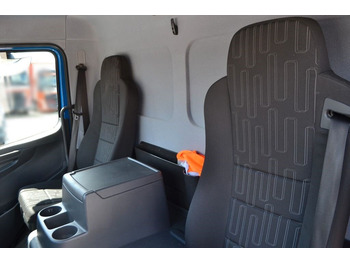 Horgos rakodó teherautó Mercedes-Benz Atego 816 4x2 Atego 816 4x2, City-Abroller: 4 kép. Horgos rakodó teherautó Mercedes-Benz Atego 816 4x2 Atego 816 4x2, City-Abroller: 4 kép.